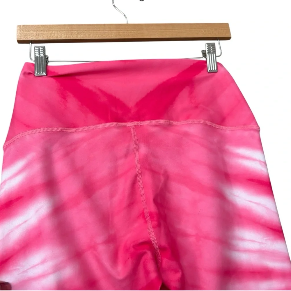 Splits59‎ Bardot 7/8 High Waist Leggings in a pink tie-dye Size Large
